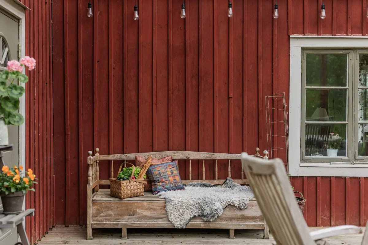 A Cozy Family Home in a Renovated 19th Century School Building 37 school-conversion-sweden-nordroom4