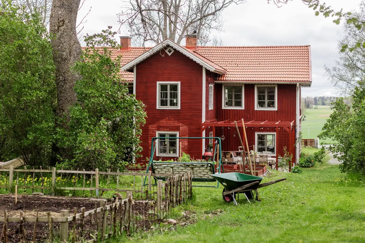 A Cozy Family Home in a Renovated 19th Century School Building 44 school-conversion-sweden-nordroom42