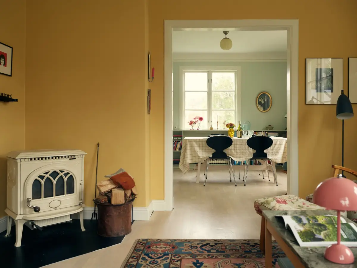 A Cheerful Color Palette in an Early 20th Century Villa in Stockholm 4 semi open-plan living space