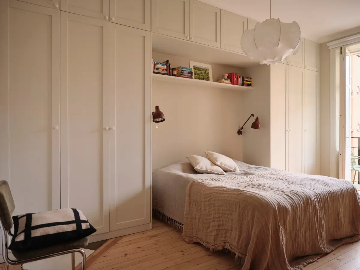 A Serene, Light-Colored Scandinavian Apartment 26 serene-light-scandinavian-apartment-nordroom9