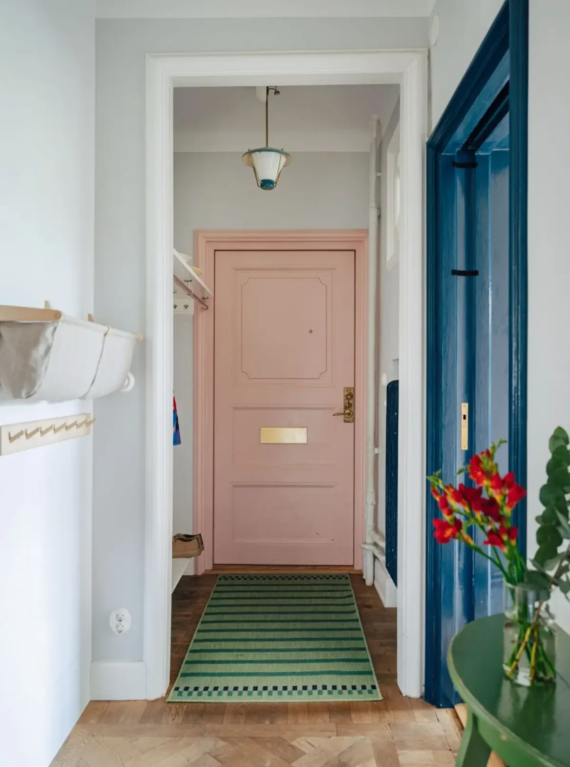 A Scandi Apartment with Bright Color Pops and a Beautiful Courtyard Terrace 35 soder13 A Scandi Apartment with Bright Color Pops and a Beautiful Courtyard Terrace