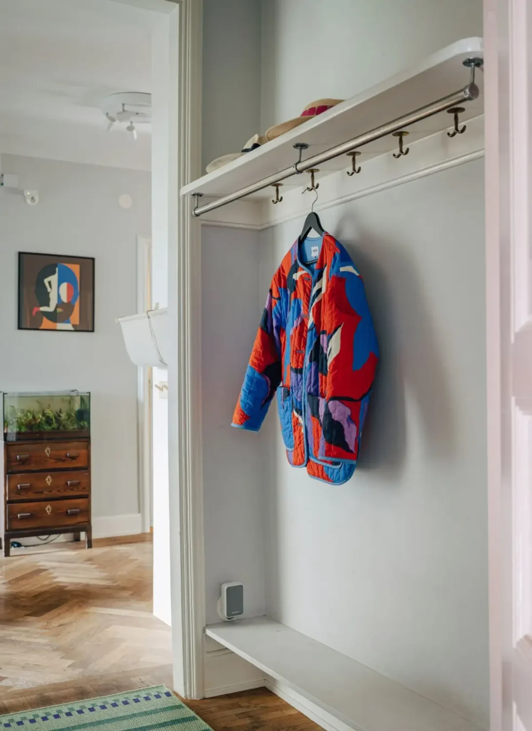 A Scandi Apartment with Bright Color Pops and a Beautiful Courtyard Terrace 34 soder14