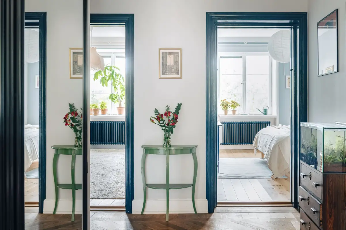 A Scandi Apartment with Bright Color Pops and a Beautiful Courtyard Terrace 18 soder22