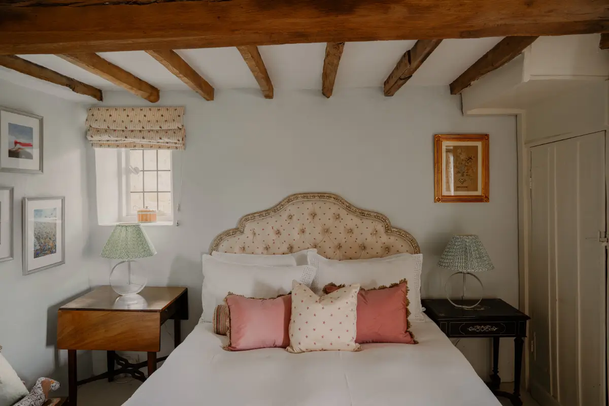 A Georgian Country House Packed with Historical Features 13 the-ford-manor11