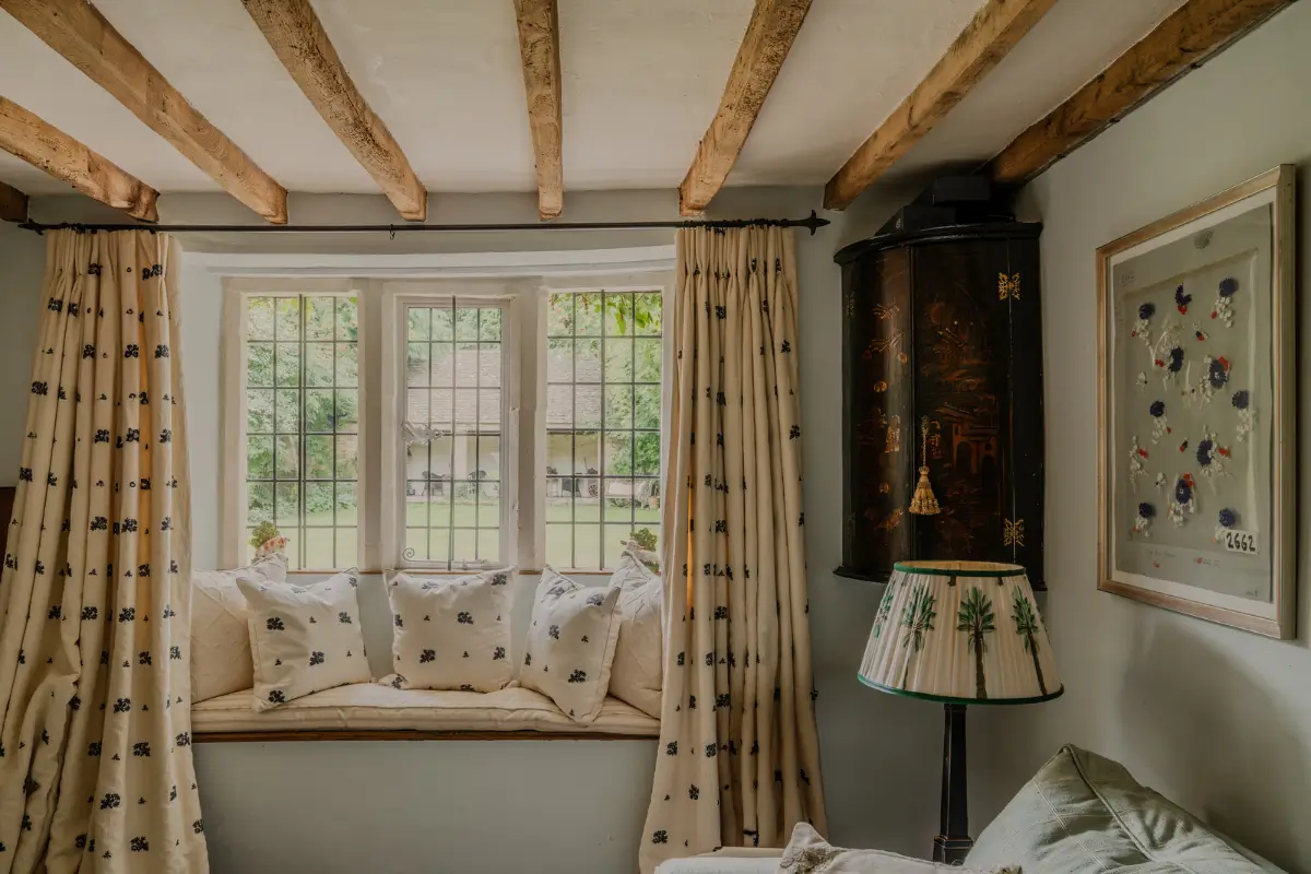 A Georgian Country House Packed with Historical Features 4 the-ford-manor21