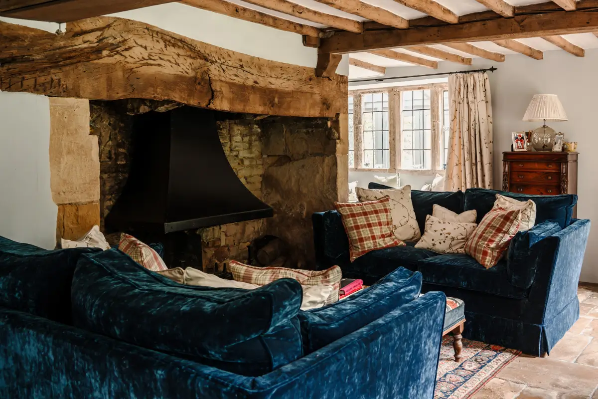 A Georgian Country House Packed with Historical Features 3 the-ford-manor23