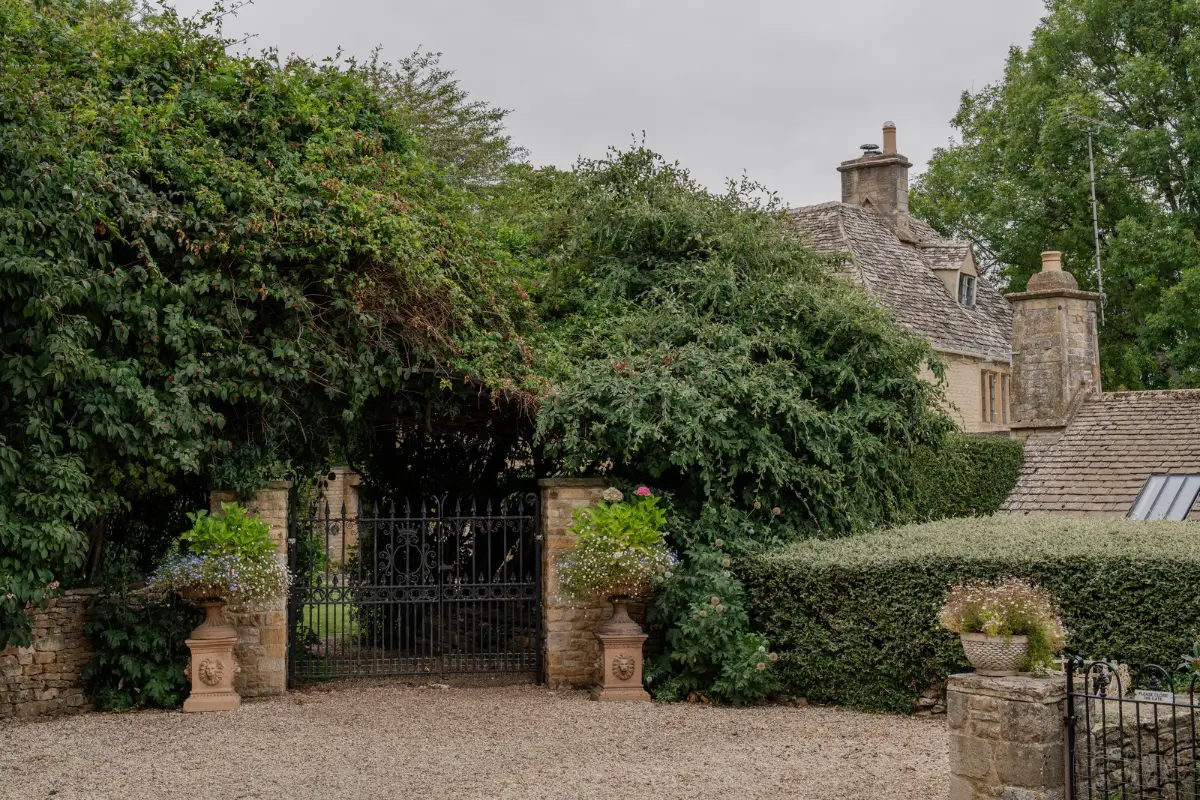 A Georgian Country House Packed with Historical Features 30 the-ford-manor24