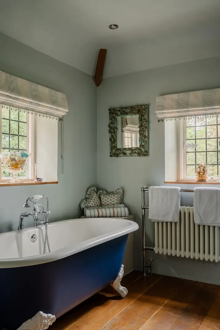 A Georgian Country House Packed with Historical Features 15 the-ford-manor9