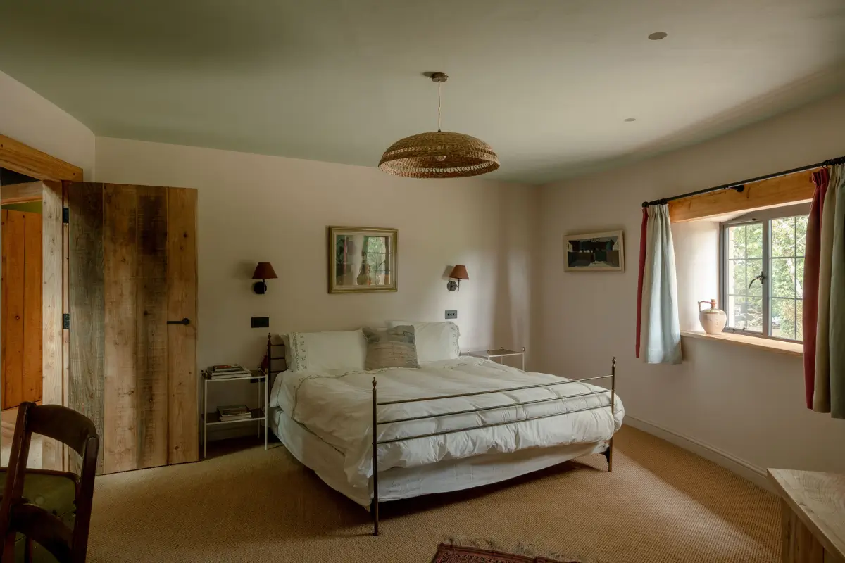 the roundhouse england16