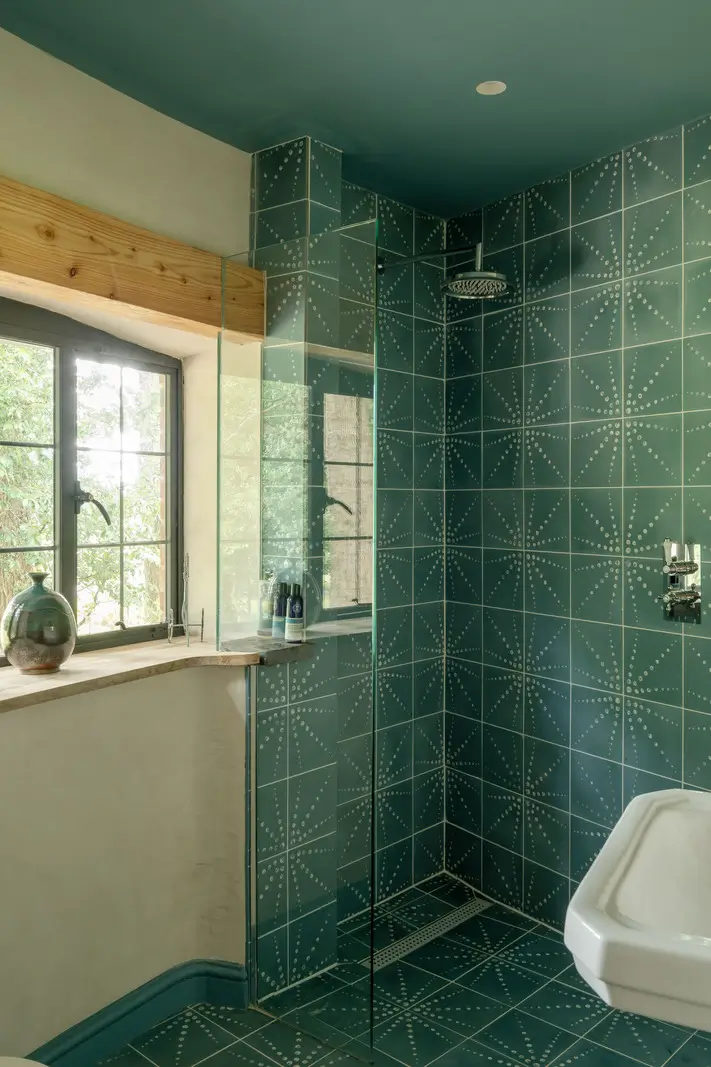 the roundhouse england17