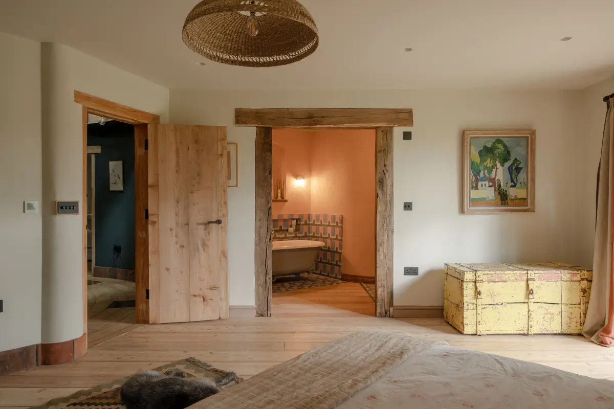 the roundhouse england9