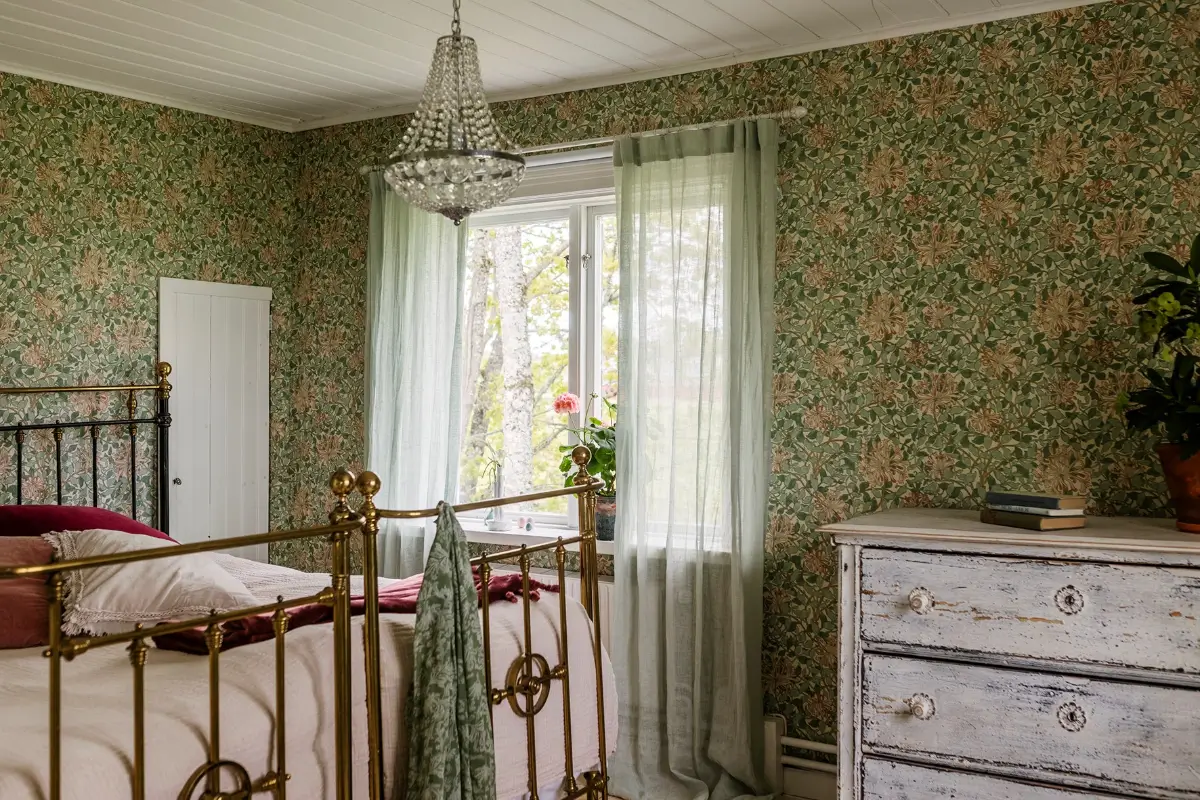 A Cozy Family Home in a Renovated 19th Century School Building 27 v15