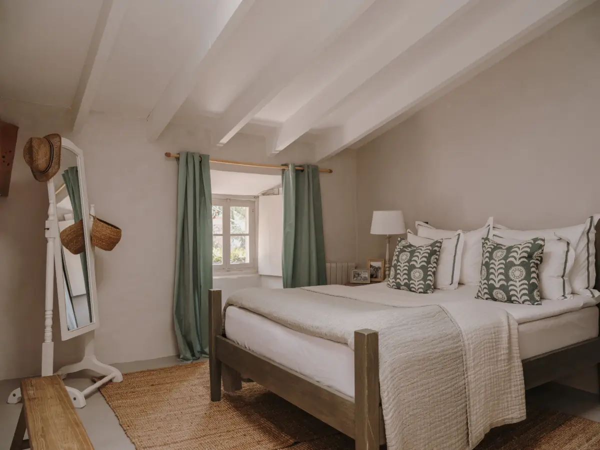 A Deià Home with Historic Character, Natural Materials, and a Charming Terrace 22 1800s-home-deia-mallorca-nordroom18