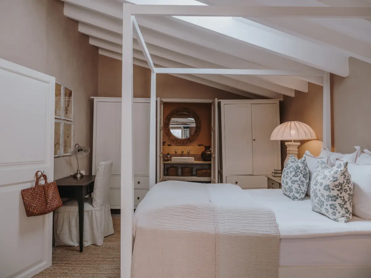 A Deià Home with Historic Character, Natural Materials, and a Charming Terrace 32 1800s-home-deia-mallorca-nordroom6