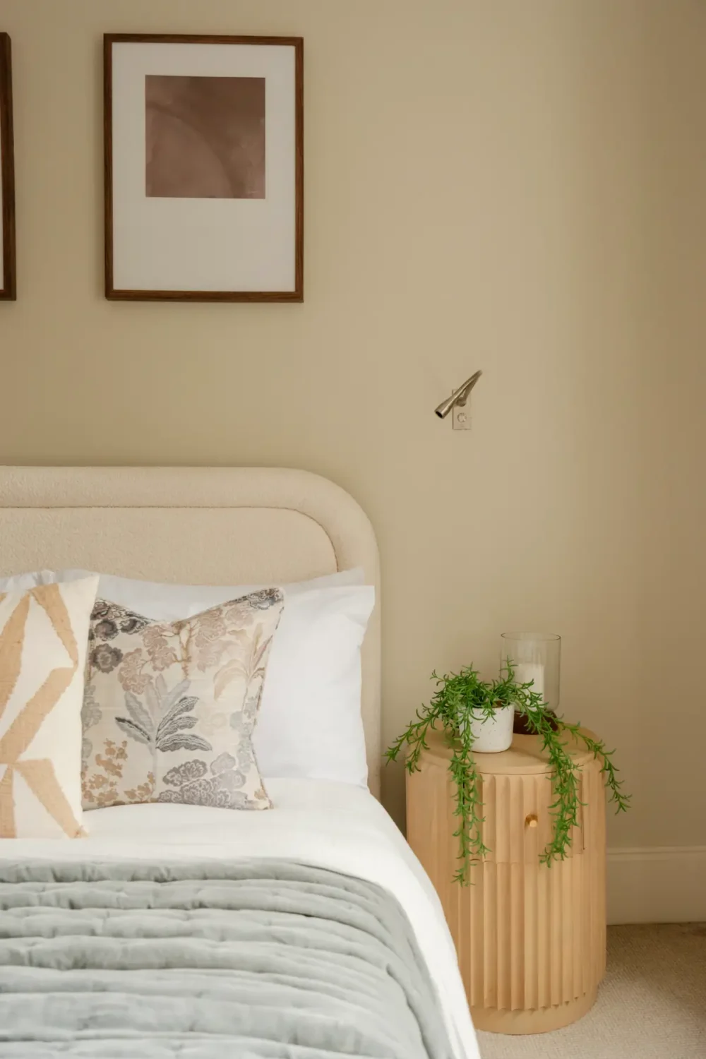 A Serene Duplex Apartment with a Glass Extension in London 24 bedroom detail