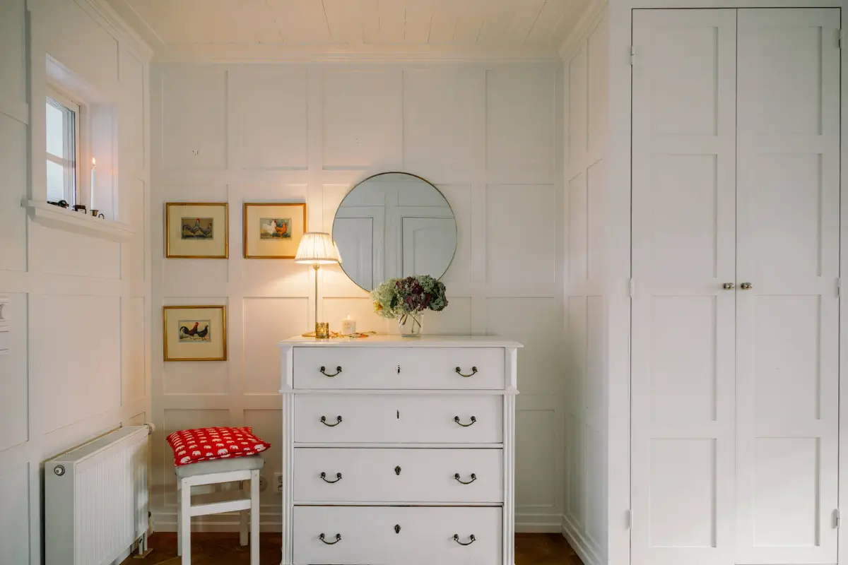 A Fairytale Home and Garden with Views of Gripsholm Castle in Sweden 52 charming-courtyard-family-home-sweden-nordroom10