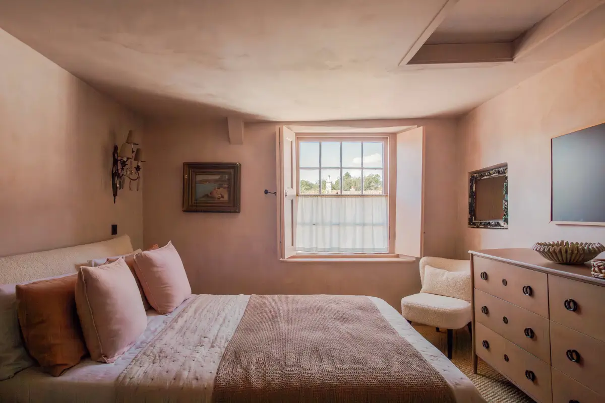 Lime Paint and Cozy Rooms in a Charming English Cottage 18 cottage bedroom plaster pink walls nordroom
