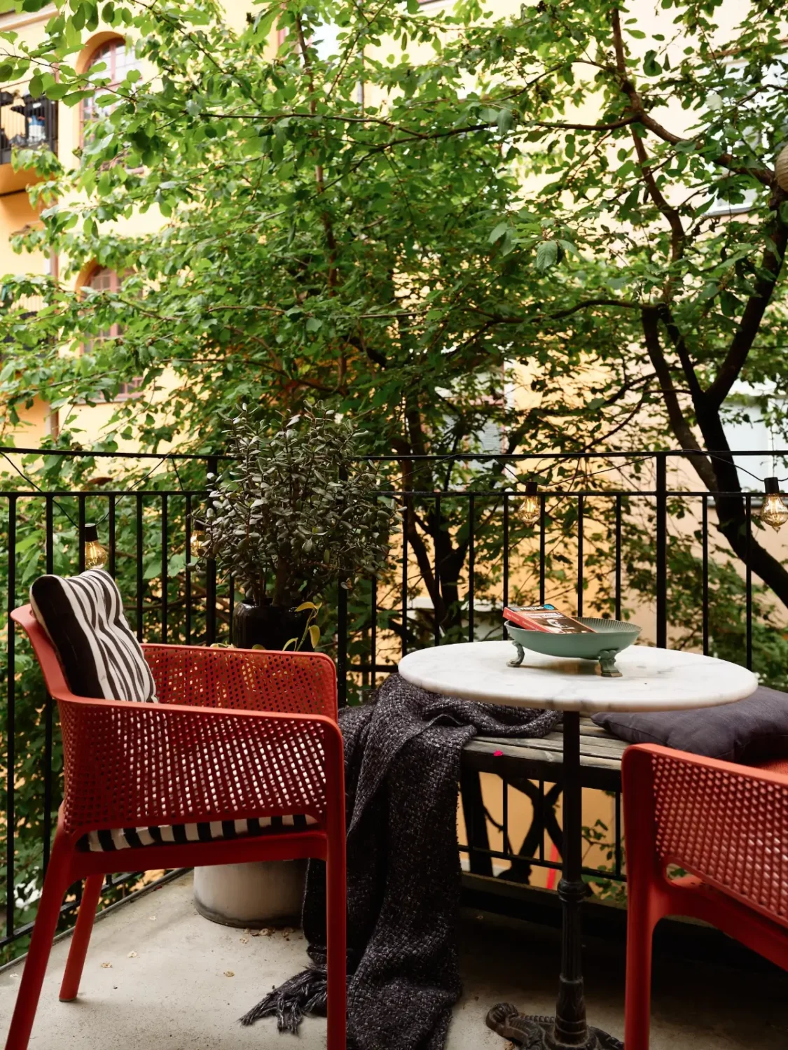 A Well-Planned Family Apartment with Historic Character 6 courtyard balcony