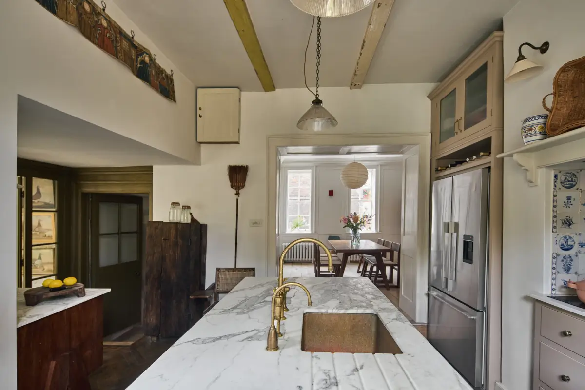 A deVOL Kitchen in a Beautiful Restored Georgian Townhouse in London 2 devol kitchen brass sink