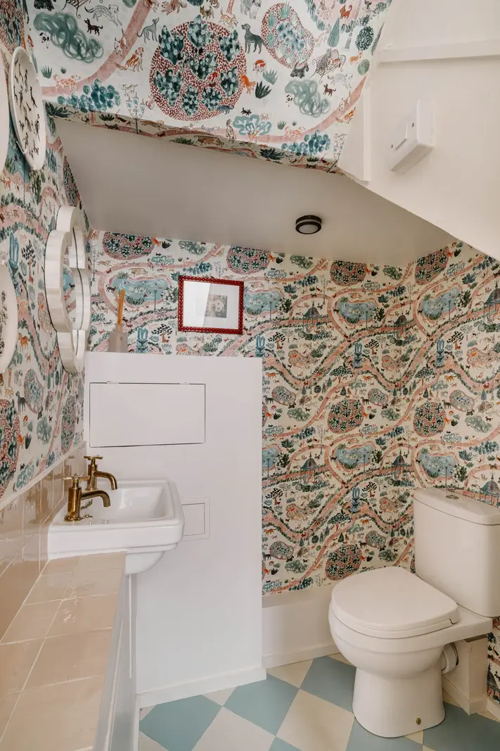 Cozy Interiors in a Restored 19th Century Family Home in Tunbridge Wells 17 guest bathroom checkered floor wallpaper