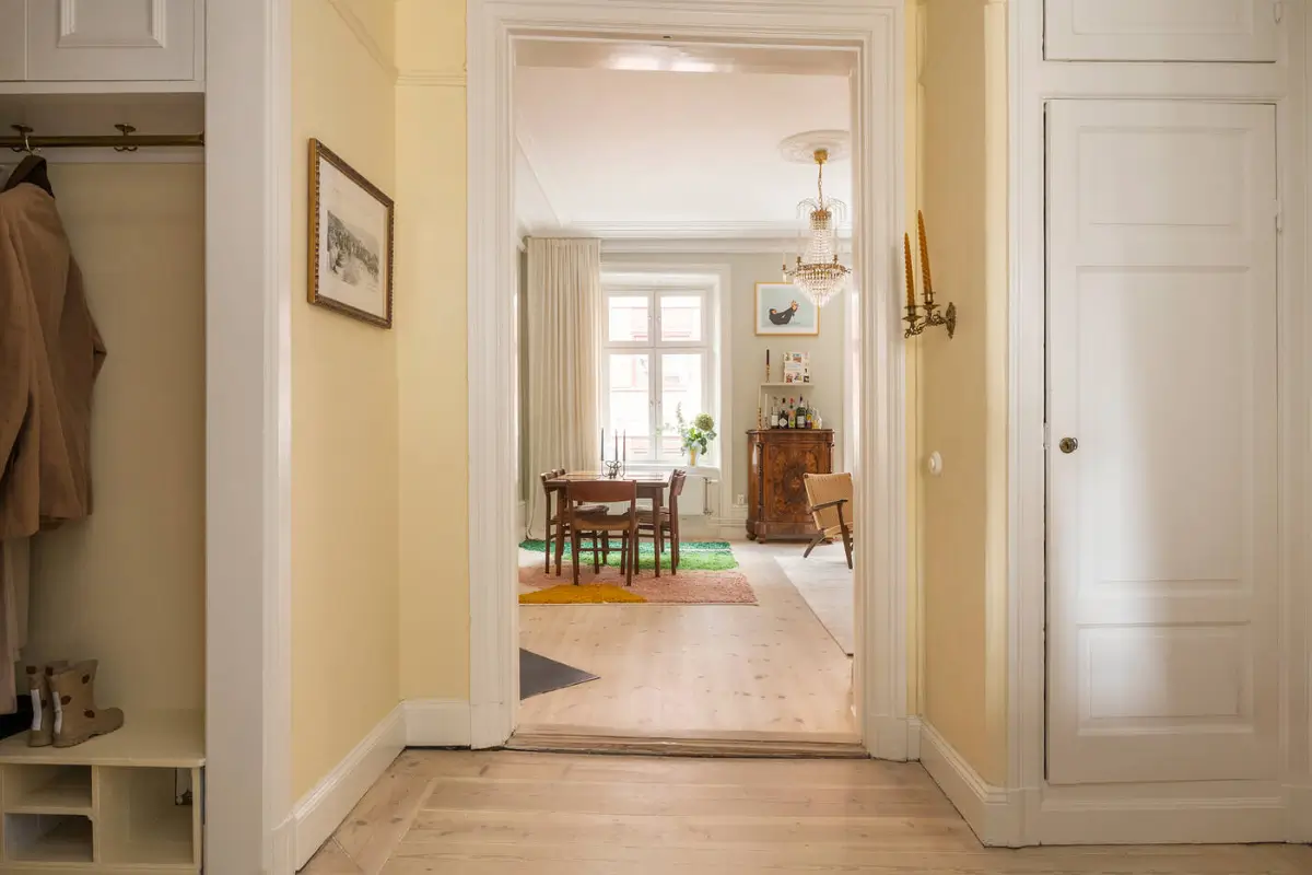 hall view into living room