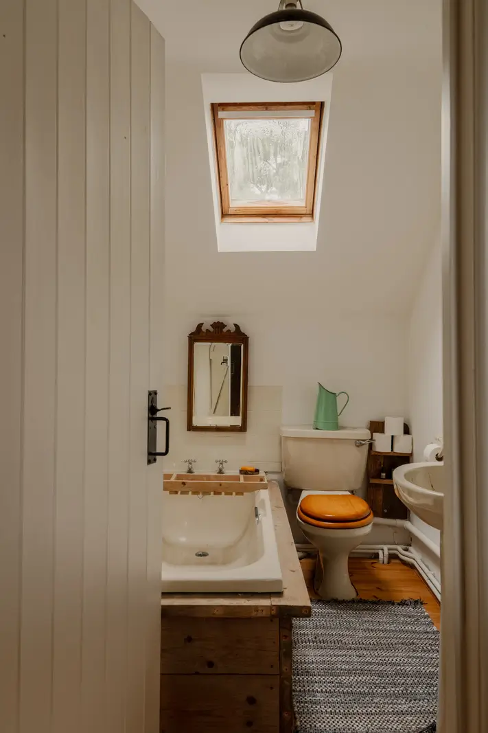 A Restored Welsh Longhouse Where Centuries of Craft Meet Contemporary Calm 18 historic-farmhouse-wales9