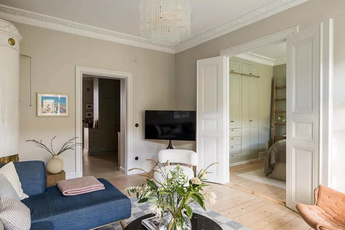 A Classic Renovated Apartment with a Social Light Green Kitchen 8 living room beige gray walls wooden floor A Classic Renovated Apartment with a Social Light Green Kitchen