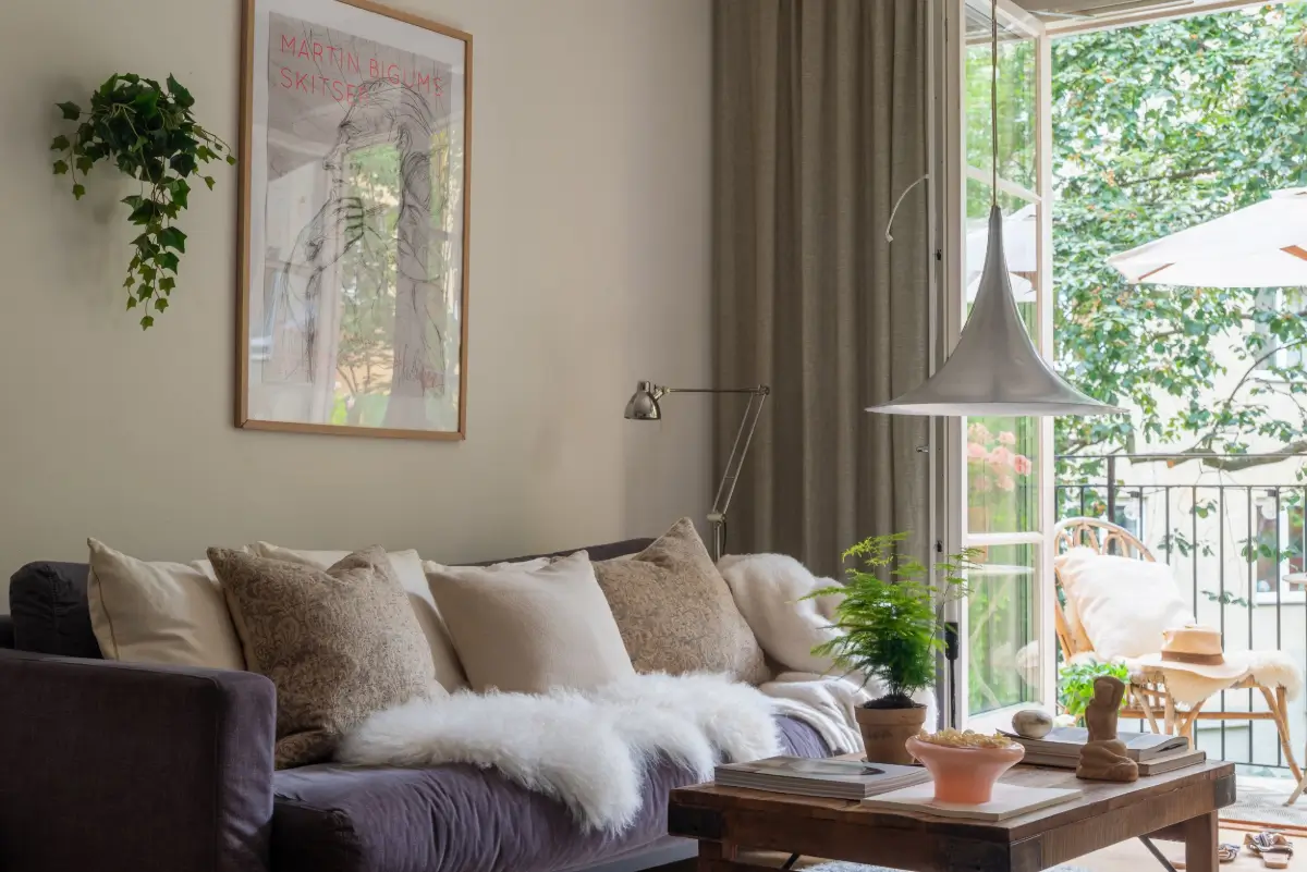 A Gray Kitchen with a Green Marble Countertop in a Small Apartment 6 living room sofa cushions