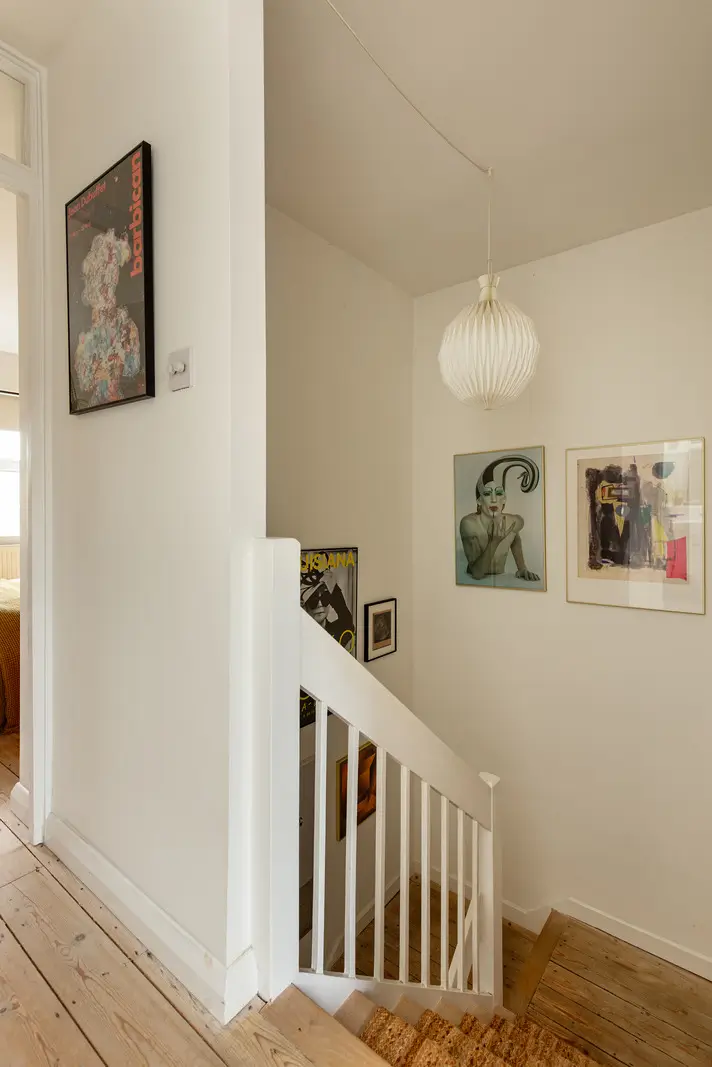 Color, Plants, and Art in a London Duplex Apartment 21 london-duplex-color-plants-art5