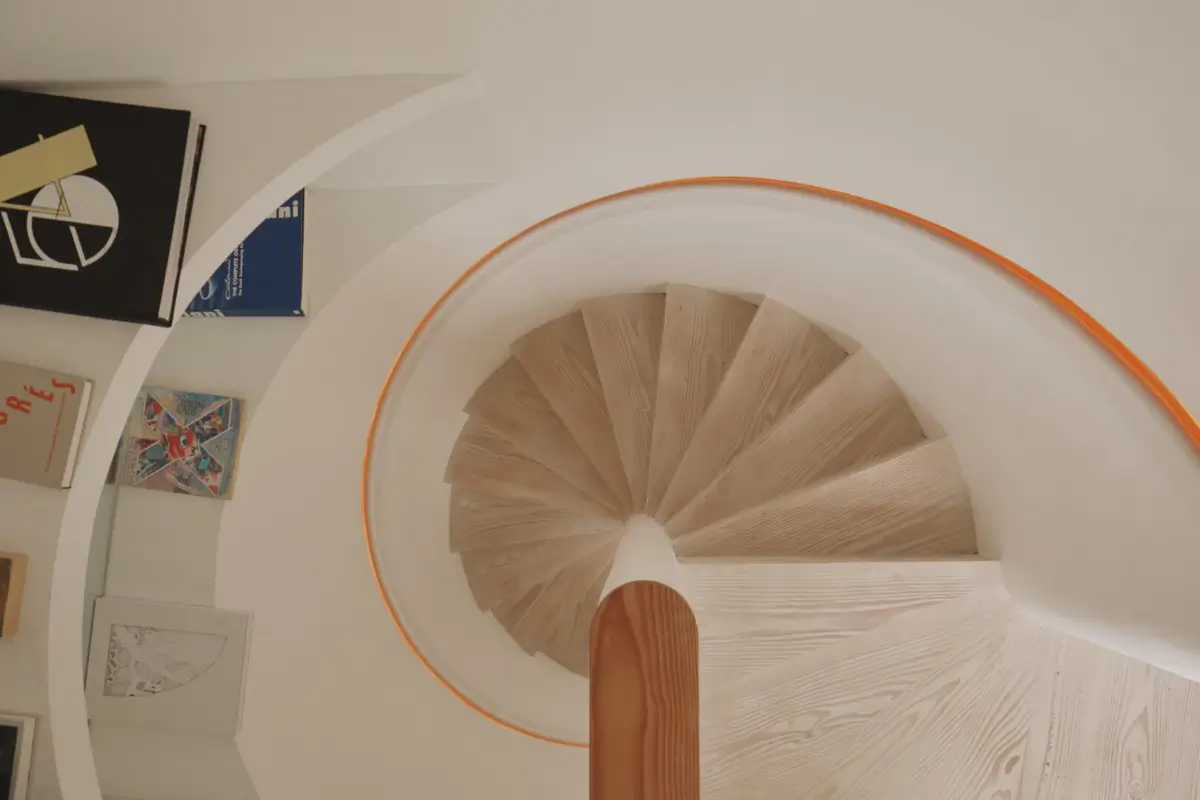 A Contemporary Two-Bedroom Townhouse with a Paneled Master Suite 15 v