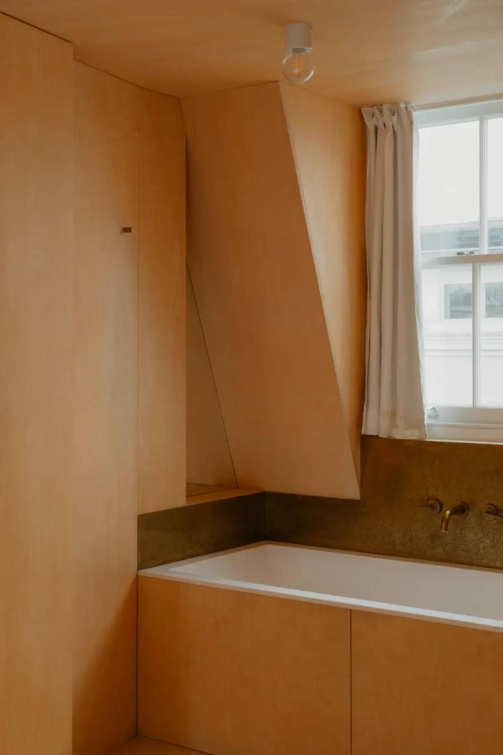 A Contemporary Two-Bedroom Townhouse with a Paneled Master Suite 30 modern-architect-designed-townhouse-notting-hill-london-nordroom6