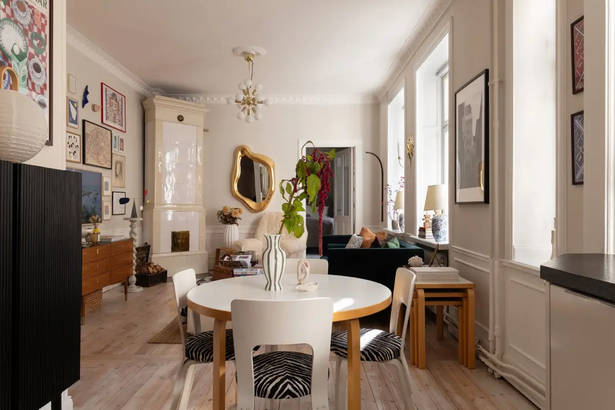 Neutral Tones and Period Character from the 1910s in a Stockholm Apartment 12 open-plan living space