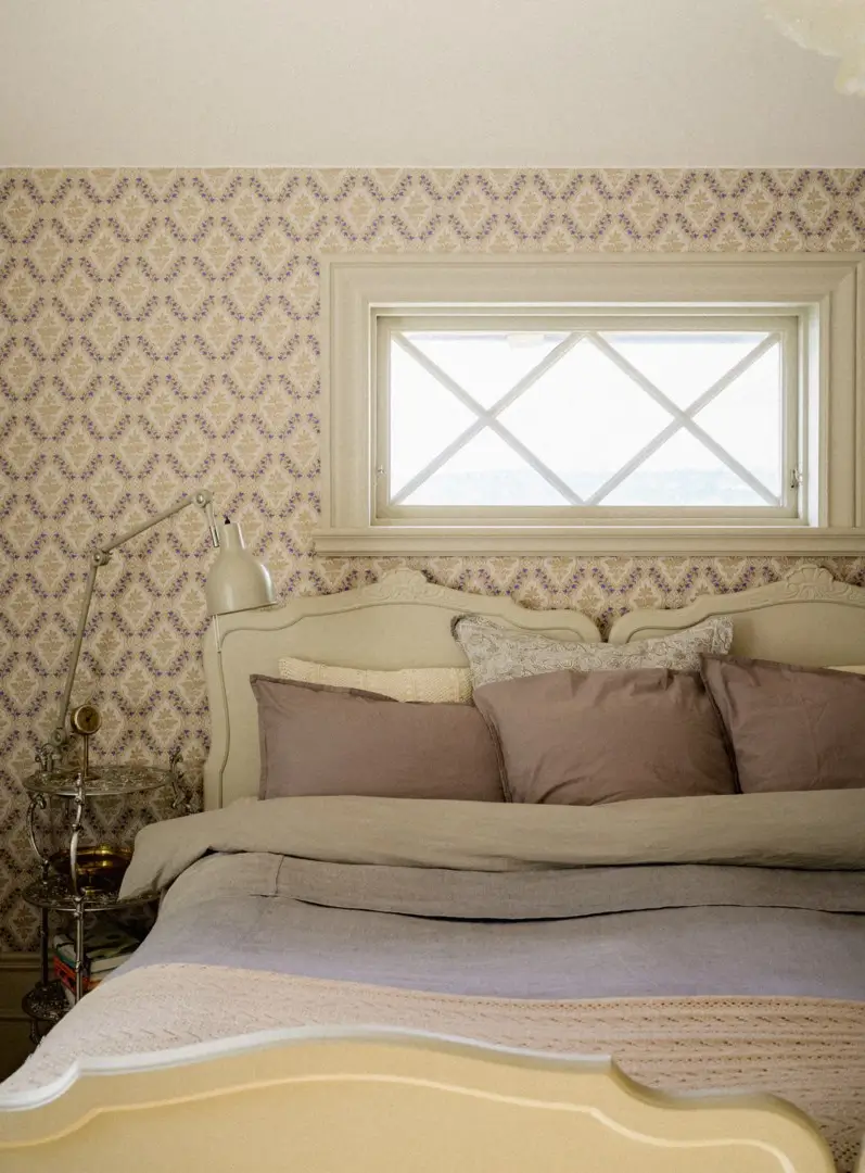 A Beautiful Pink Villa Overlooking the Stockholm Archipelago 30 pink-swedish-villa-nordroom26