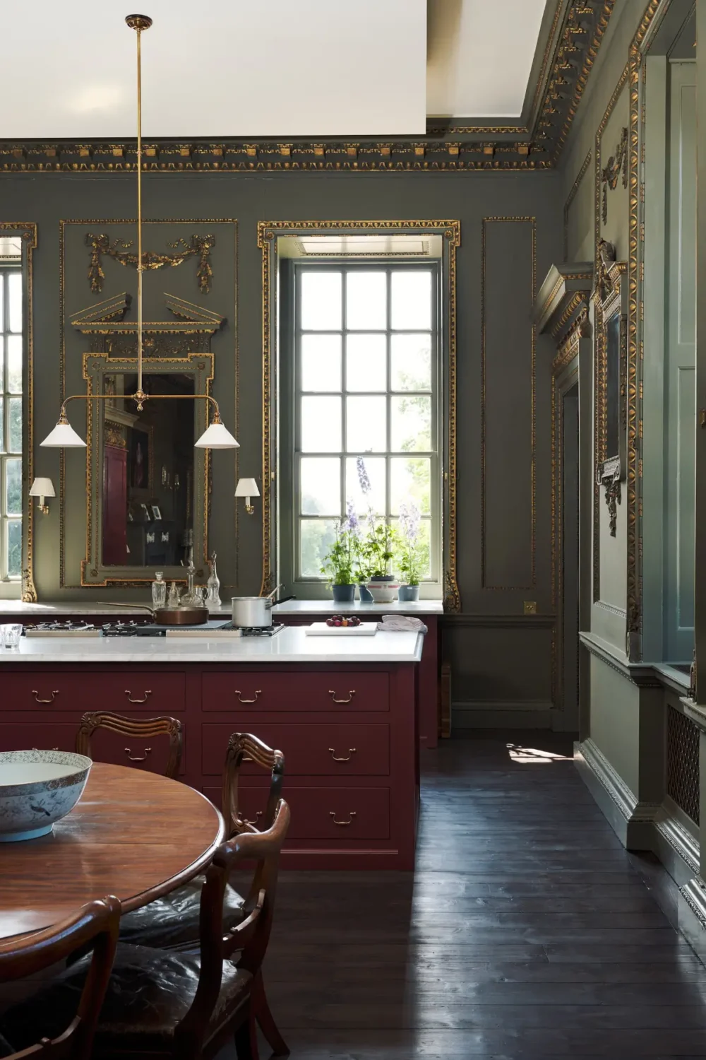 A Look Inside Raynham Hall’s New deVOL Kitchen Where Heritage Meets Modern Living 4 red-classic-english-devol-kitchen-stately-home-nordroom10