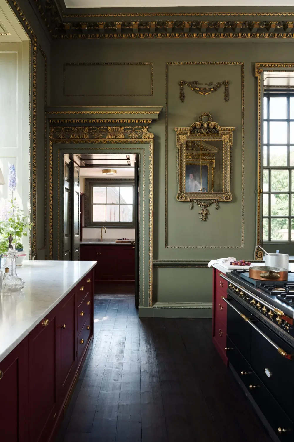 Best of 2025: Kitchens 52 red-classic-english-devol-kitchen-stately-home-nordroom13