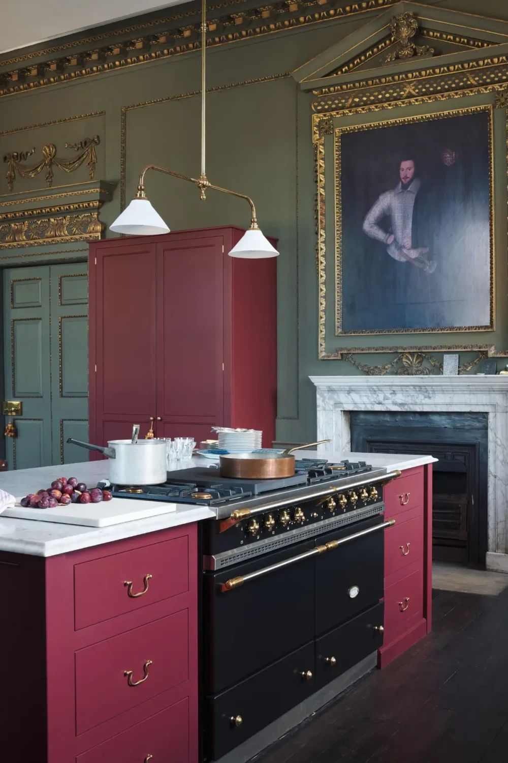 A Look Inside Raynham Hall’s New deVOL Kitchen Where Heritage Meets Modern Living 8 red-classic-english-devol-kitchen-stately-home-nordroom5