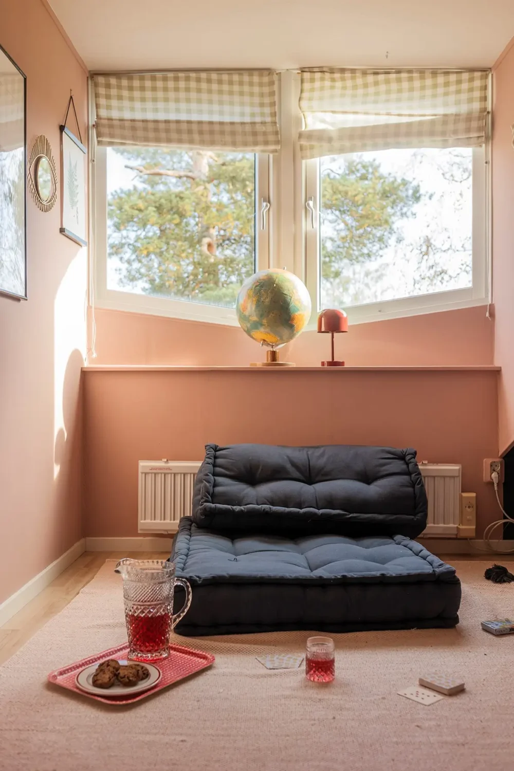 A Charming 1960s Family Home in Stockholm 15 small pink bedroom