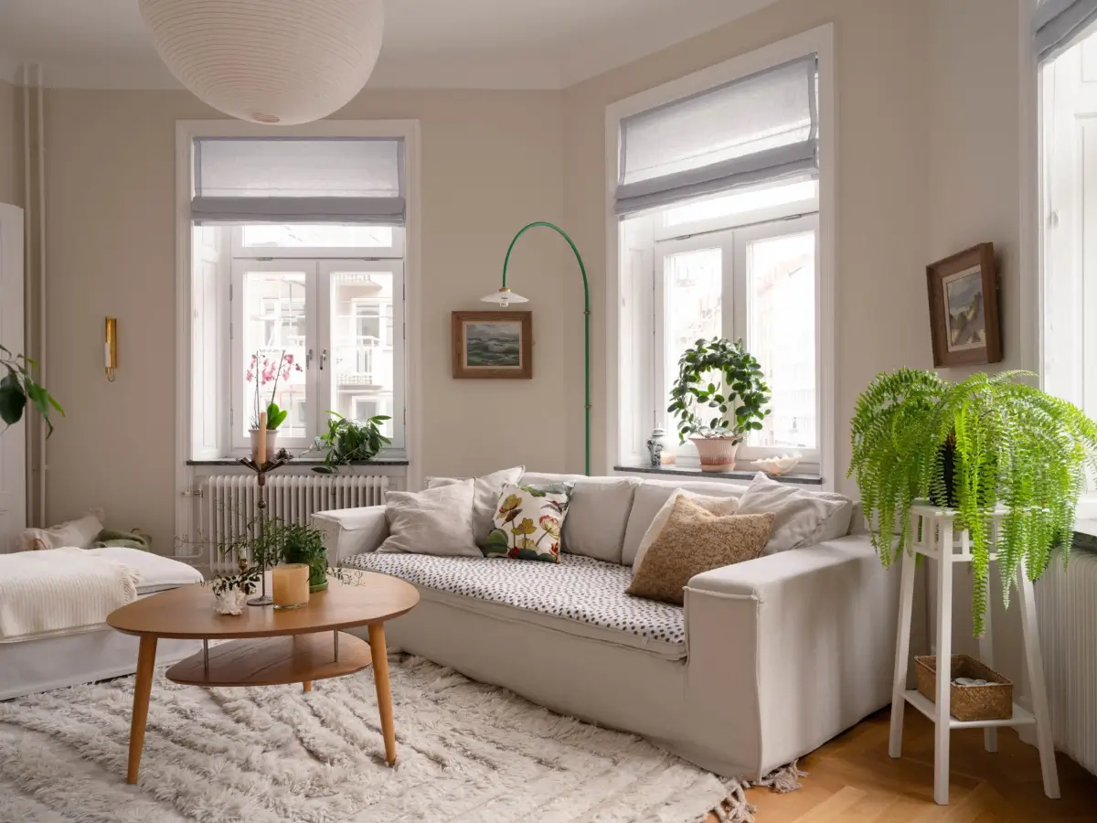 A Light and Spacious Corner Apartment in a 19th-Century Building 6 sofa polkadot cushion