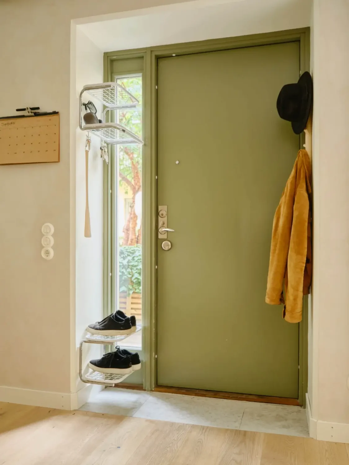 Former Stables Transformed into a Modern, Light House with Plaster Walls 20 tiny hall with shelves for shoes