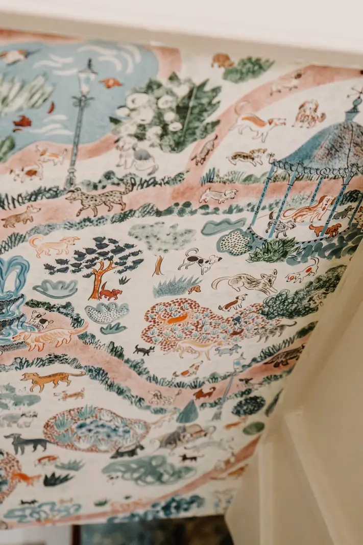 Cozy Interiors in a Restored 19th Century Family Home in Tunbridge Wells 18 wallpaper detail