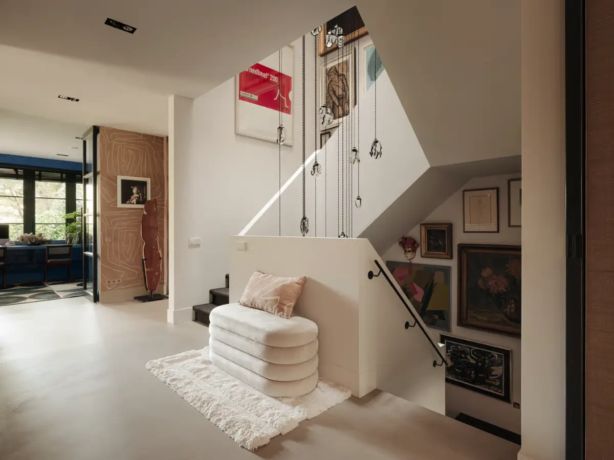 A Luxurious Family Country Home with a Spa and a Tree House in The Netherlands 18 a-luxurious-family-home-netherlands-guest-house-treehouse-nordroom15