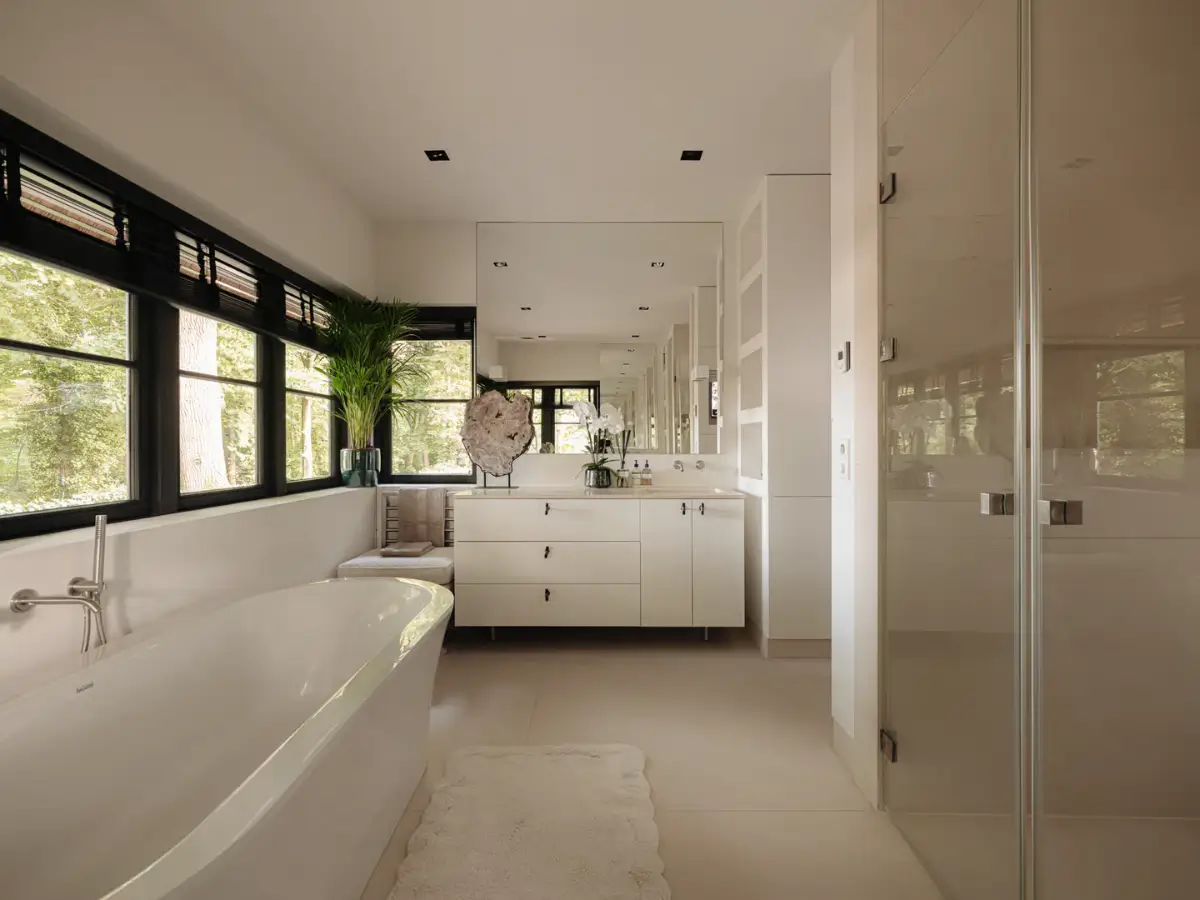 A Luxurious Family Country Home with a Spa and a Tree House in The Netherlands 27 c