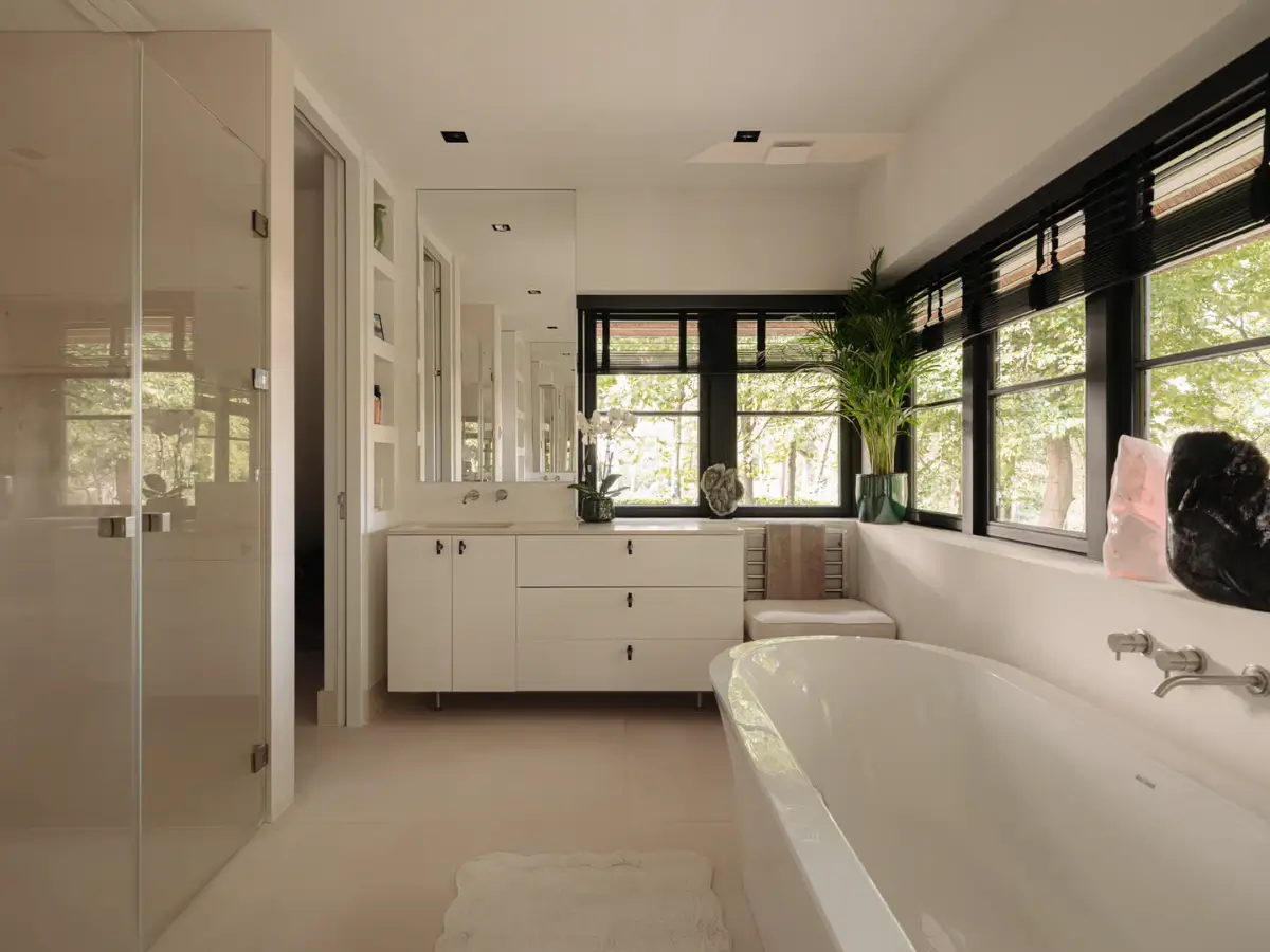 A Luxurious Family Country Home with a Spa and a Tree House in The Netherlands 26 a-luxurious-family-home-netherlands-guest-house-treehouse-nordroom25