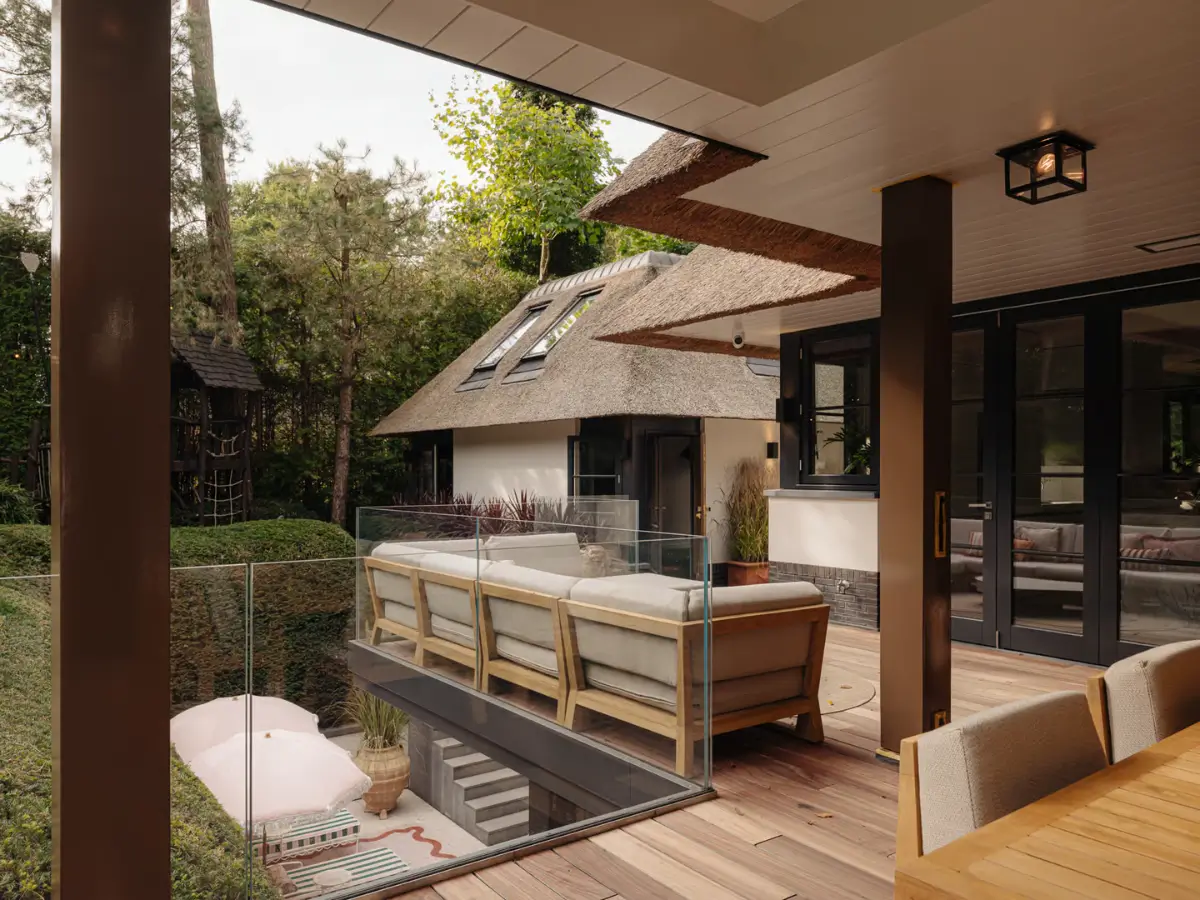 A Luxurious Family Country Home with a Spa and a Tree House in The Netherlands 47 a-luxurious-family-home-netherlands-guest-house-treehouse-nordroom54