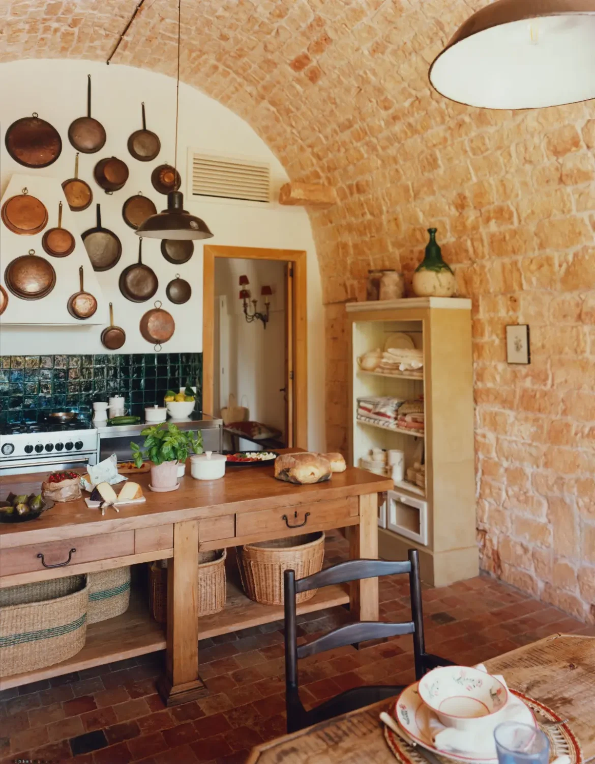 27 Statement Ceiling Ideas That Will Spruce Up Any Room 36 arched-brick-ceiling-wall-kitchen-statement-ceilings-nordroom