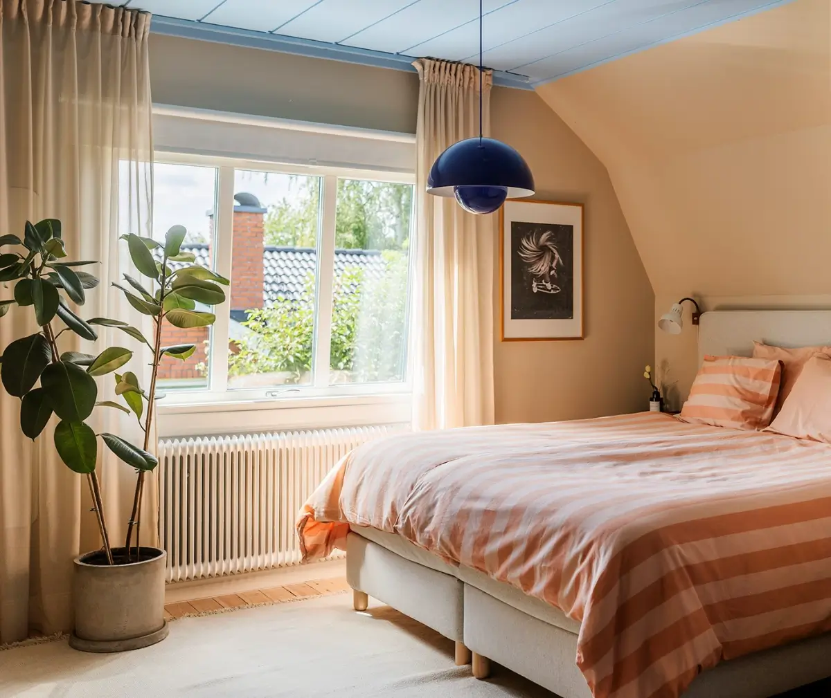 27 Statement Ceiling Ideas That Will Spruce Up Any Room 22 bedroom-sky-blue-painted-ceiling-nordroom