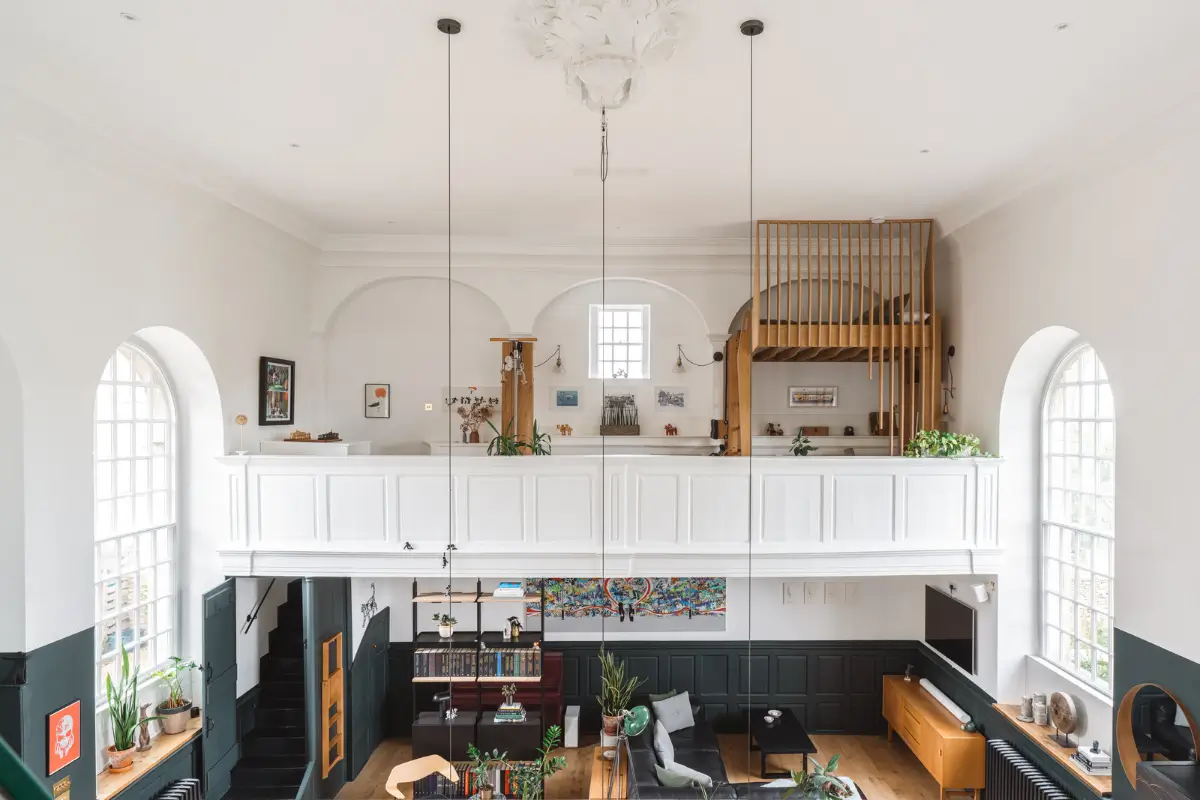 A Restored 18th-Century Chapel Transformed into a Stunning Home 4 chapel-conversion-near-bath-england-nordroom32