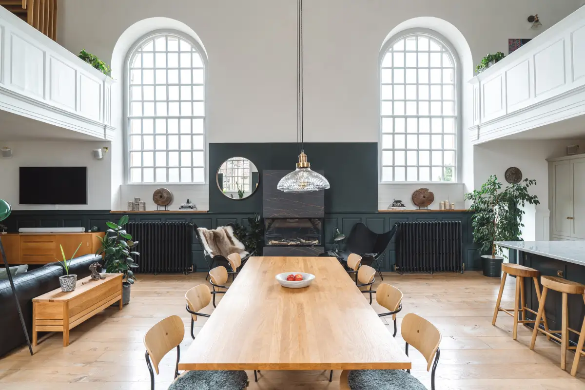 A Restored 18th-Century Chapel Transformed into a Stunning Home 3 chapel-conversion-near-bath-england-nordroom36