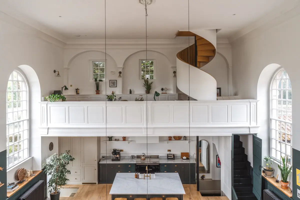 A Restored 18th-Century Chapel Transformed into a Stunning Home 2 chapel-conversion-near-bath-england-nordroom38