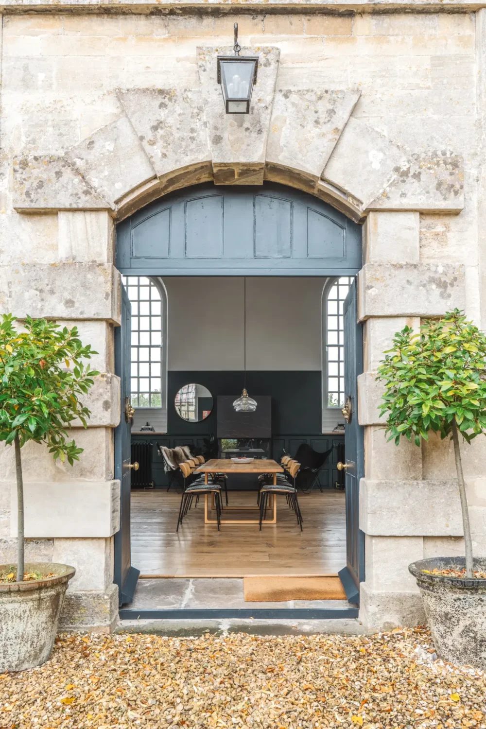 A Restored 18th-Century Chapel Transformed into a Stunning Home 30 chapel-conversion-near-bath-england-nordroom8